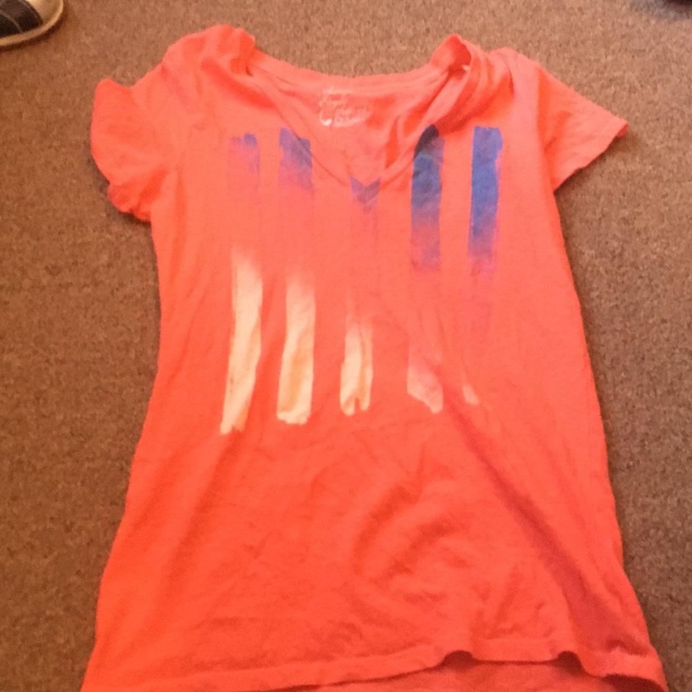 Reddish pink American flag T-shirt